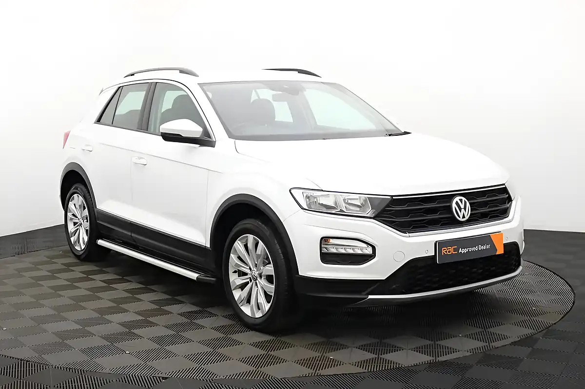 Used 2018 Volkswagen T-Roc Se White - Interior and Exterior details 8