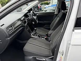 Used 2018 Volkswagen T-Roc Se White - Interior and Exterior details 17