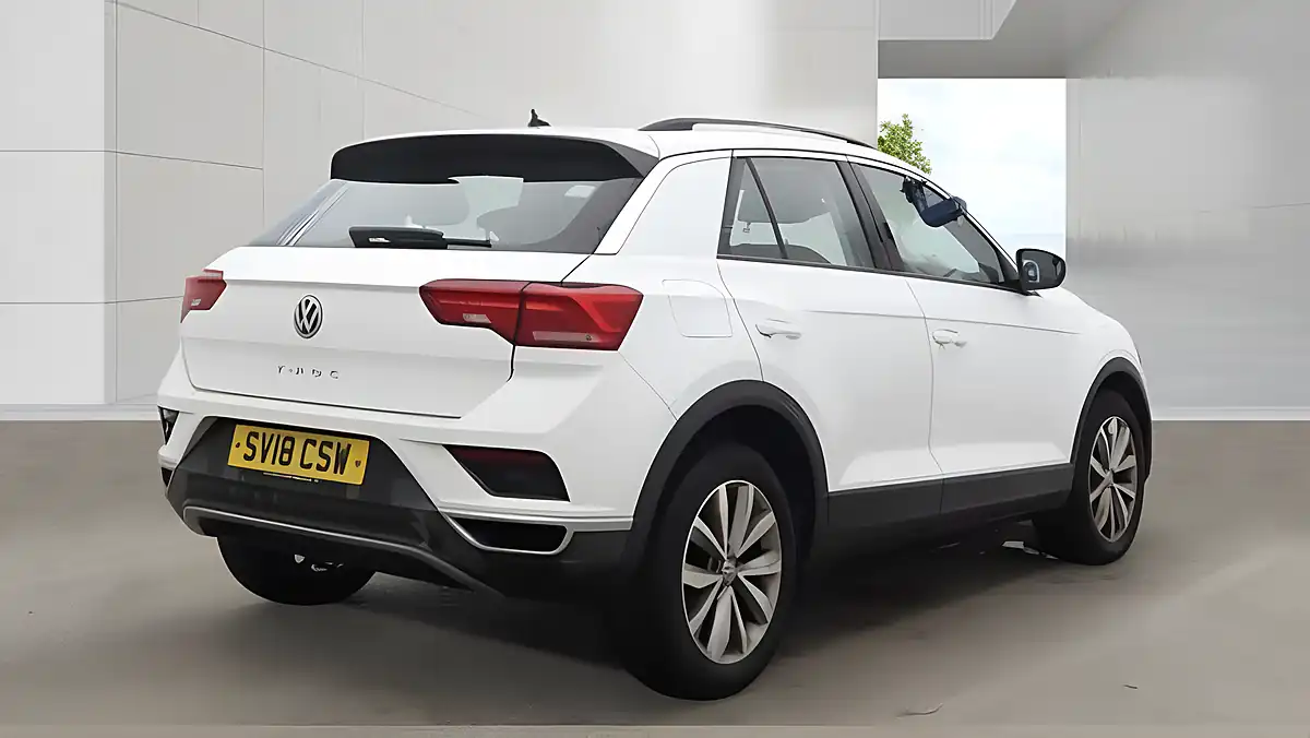 Used 2018 Volkswagen T-Roc Se White - Interior and Exterior details 4
