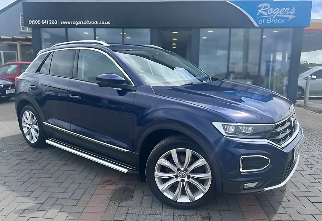 Used 2018 Volkswagen T-Roc Sel Atlantic Blue - Front View