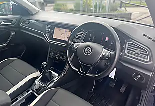 Used 2018 Volkswagen T-Roc Sel Atlantic Blue - Interior and Exterior details 16