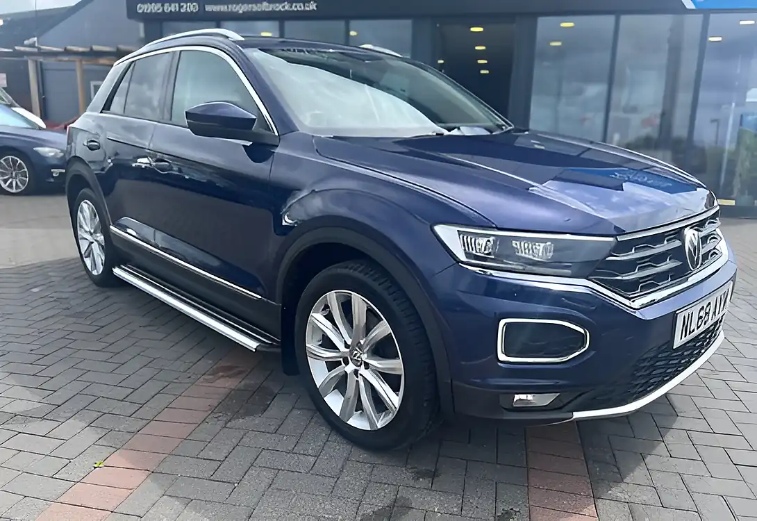 Used 2018 Volkswagen T-Roc Sel Atlantic Blue - Interior and Exterior details 4