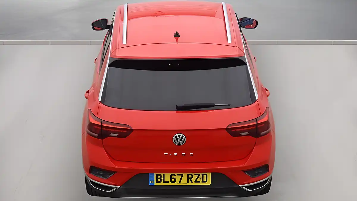 Used 2018 Volkswagen T-Roc Sel Red - Interior and Exterior details 11