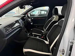 Used 2018 Volkswagen T-Roc Sel Silver - Interior and Exterior details 15