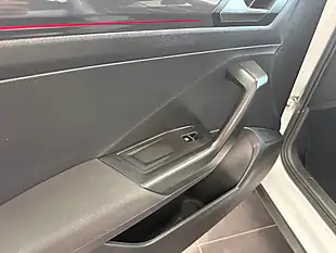 Used 2018 Volkswagen T-Roc Sel Silver - Interior and Exterior details 17