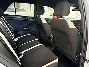 Used 2018 Volkswagen T-Roc Sel Silver - Interior and Exterior details 4