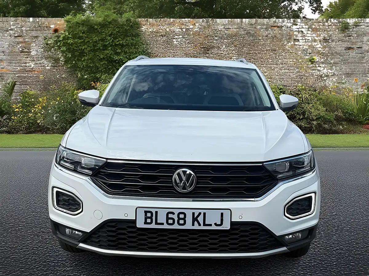Used 2018 Volkswagen T-Roc Sel White - Interior and Exterior details 3