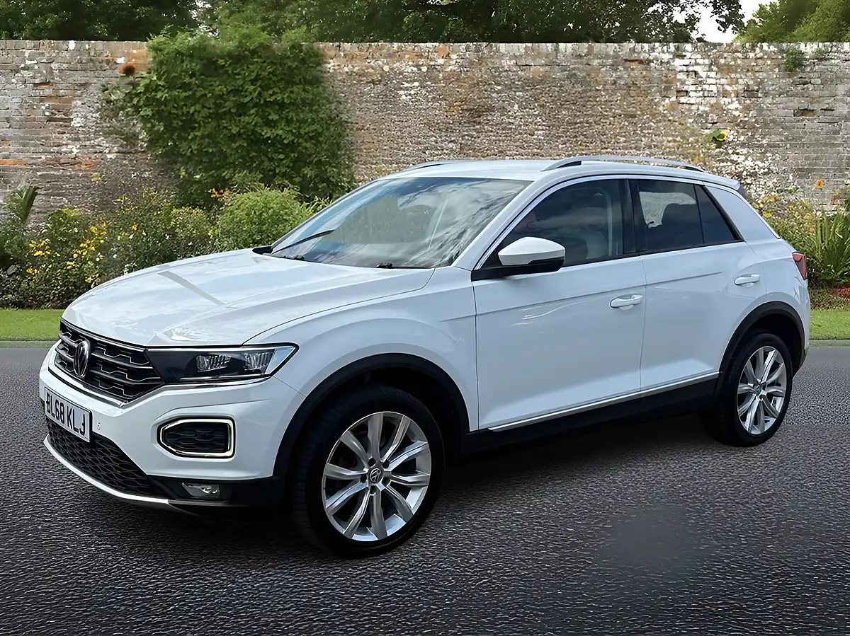 Used 2018 Volkswagen T-Roc Sel White - Interior and Exterior details 4