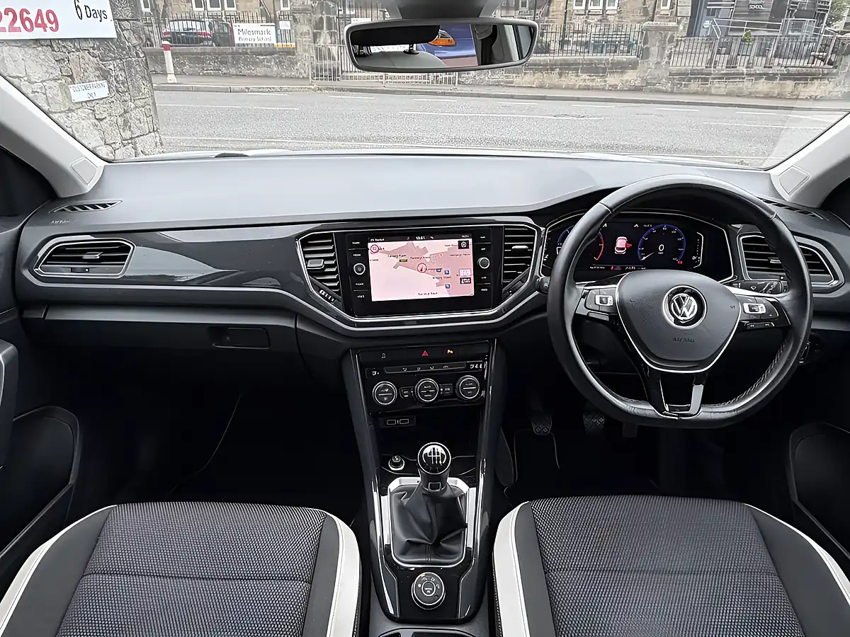 Used 2018 Volkswagen T-Roc Sel White Silver - Interior and Exterior details 15