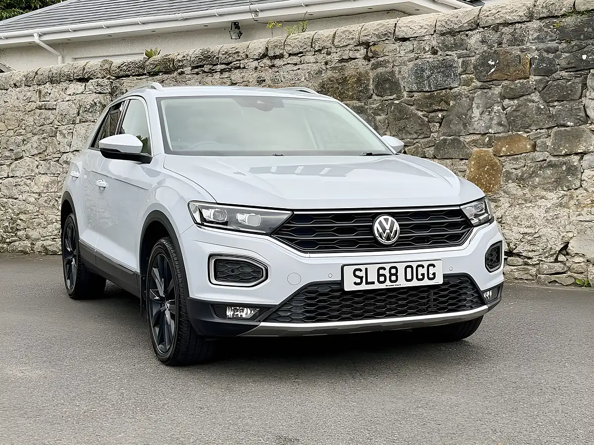 Used 2018 Volkswagen T-Roc Sel White Silver - Interior and Exterior details 9