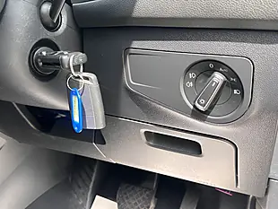 Used 2018 Volkswagen Tiguan Allspace Se Nav Blue - Interior and Exterior details 15