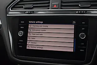 Used 2018 Volkswagen Tiguan Allspace Se Nav Blue Silk - Interior and Exterior details 15