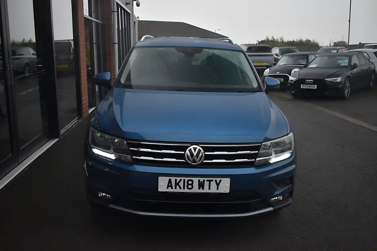 Used 2018 Volkswagen Tiguan Allspace Se Nav Blue Silk - Interior and Exterior details 3