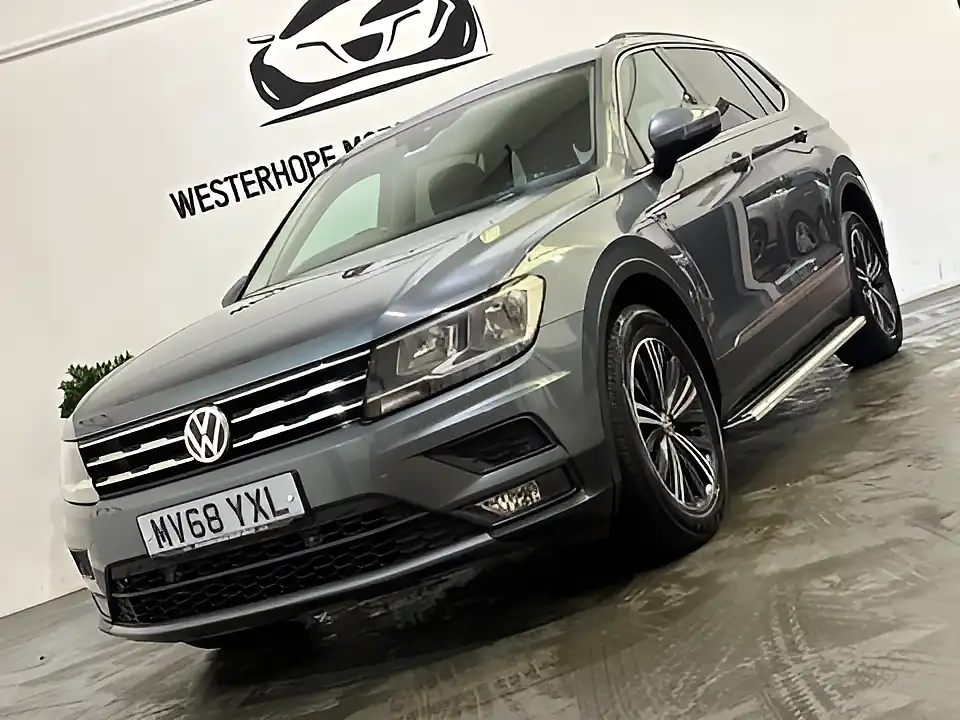 Used 2018 Volkswagen Tiguan Allspace Se Nav Grey - Interior and Exterior details 12