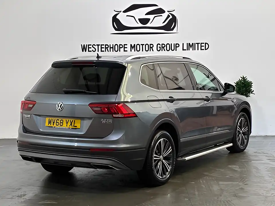 Used 2018 Volkswagen Tiguan Allspace Se Nav Grey - Interior and Exterior details 4
