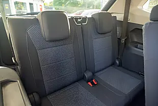 Used 2018 Volkswagen Tiguan Allspace Se Nav Pure White - Interior and Exterior details 15