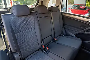 Used 2018 Volkswagen Tiguan Allspace Se Nav Pure White - Interior and Exterior details 16