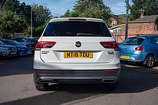 Used 2018 Volkswagen Tiguan Allspace Se Nav Pure White - Interior and Exterior details 7