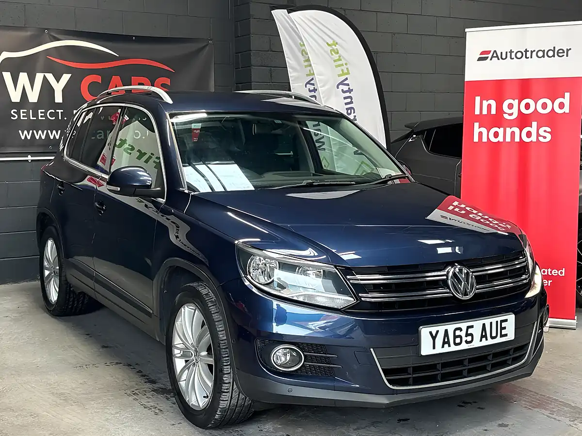 Used 2018 Volkswagen Tiguan Match Edition Black - Interior and Exterior details 3