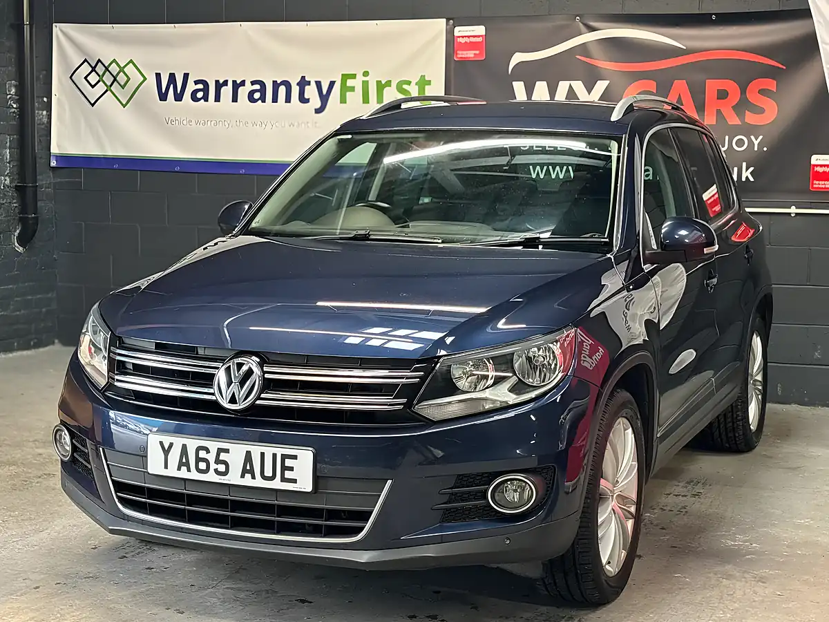 Used 2018 Volkswagen Tiguan Match Edition Black - Interior and Exterior details 4