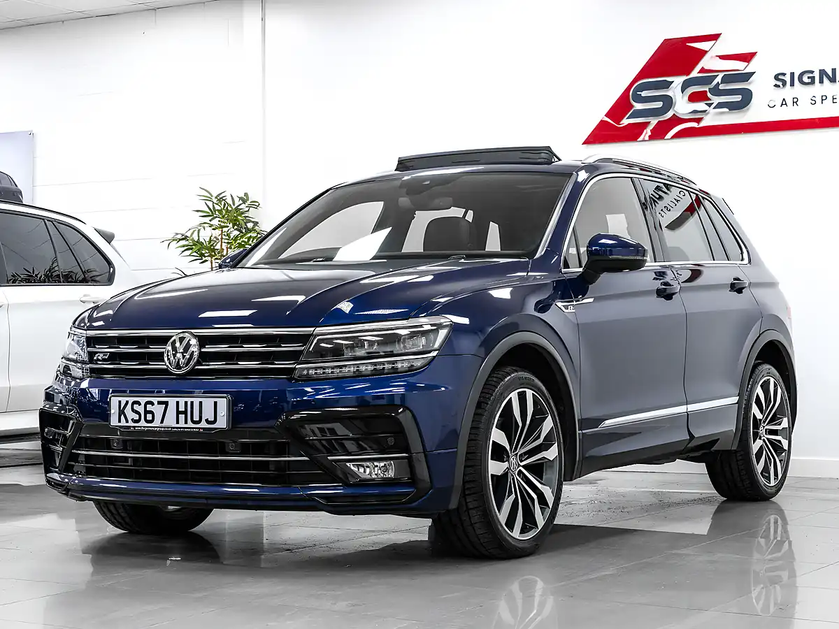 Used 2018 Volkswagen Tiguan R-Line Atlantic Blue - Interior and Exterior details 2
