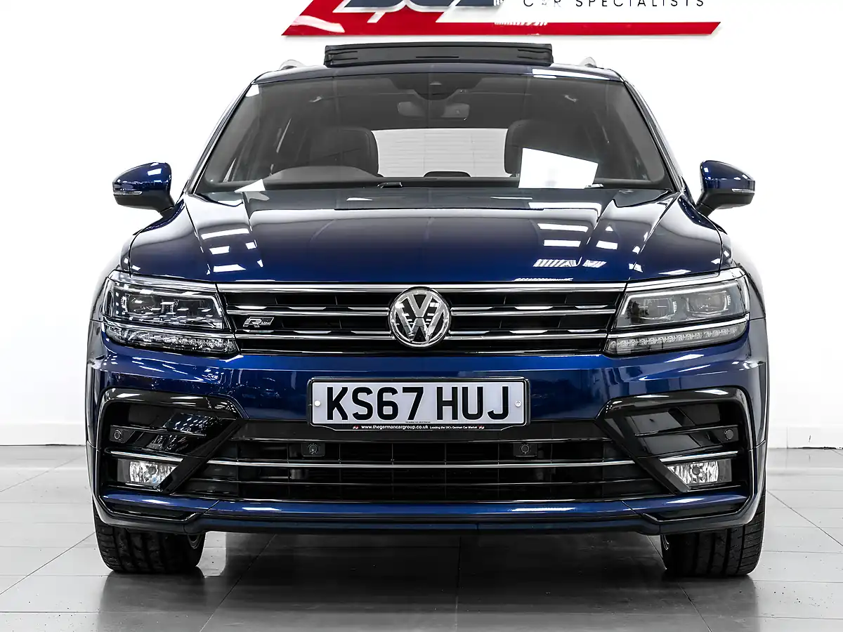 Used 2018 Volkswagen Tiguan R-Line Atlantic Blue - Interior and Exterior details 6