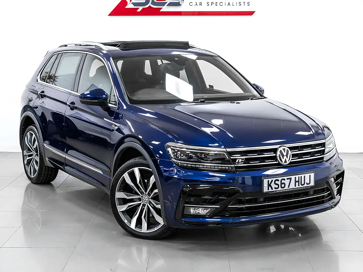 Used 2018 Volkswagen Tiguan R-Line Atlantic Blue - Interior and Exterior details 8
