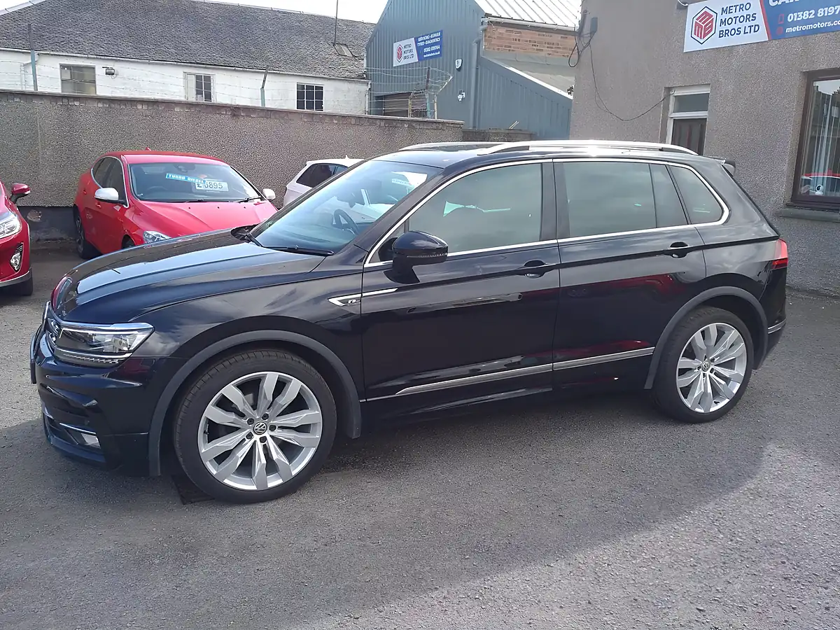 Used 2018 Volkswagen Tiguan R-Line Black - Interior and Exterior details 2