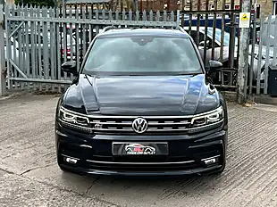 Used 2018 Volkswagen Tiguan R-Line Black - Interior and Exterior details 10