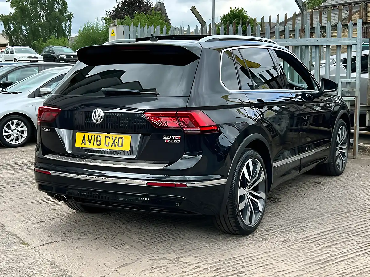 Used 2018 Volkswagen Tiguan R-Line Black - Interior and Exterior details 11