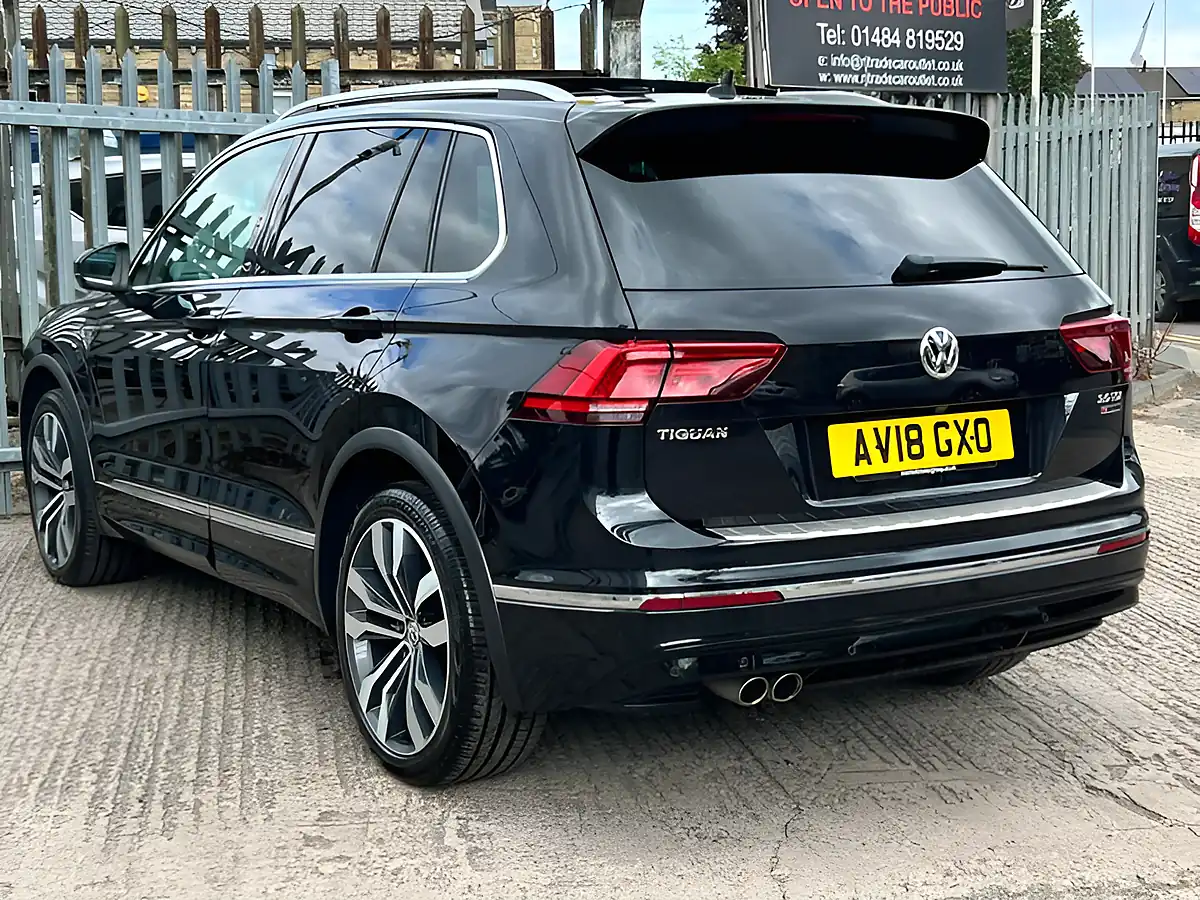 Used 2018 Volkswagen Tiguan R-Line Black - Interior and Exterior details 12