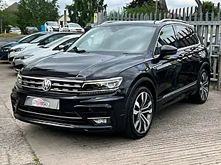 Used 2018 Volkswagen Tiguan R-Line Black - Interior and Exterior details 4