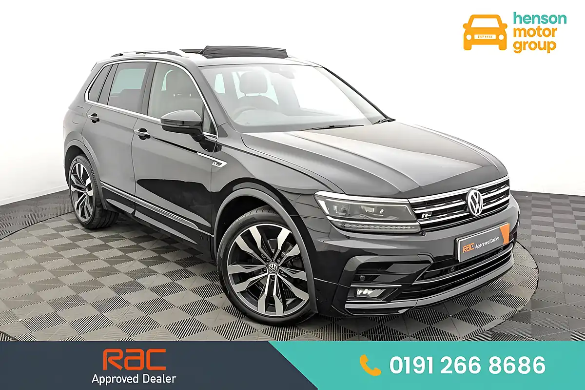 Used 2018 Volkswagen Tiguan R-Line Black - Front View