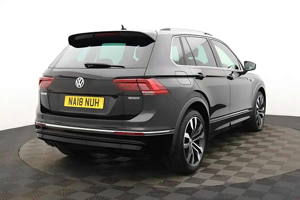 Used 2018 Volkswagen Tiguan R-Line Black - Interior and Exterior details 3