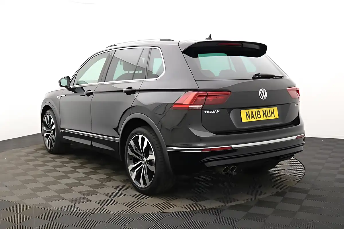 Used 2018 Volkswagen Tiguan R-Line Black - Interior and Exterior details 5