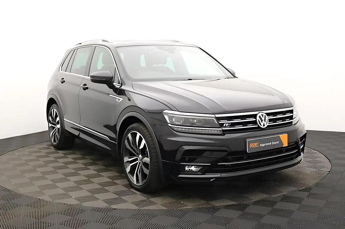 Used 2018 Volkswagen Tiguan R-Line Black - Interior and Exterior details 8