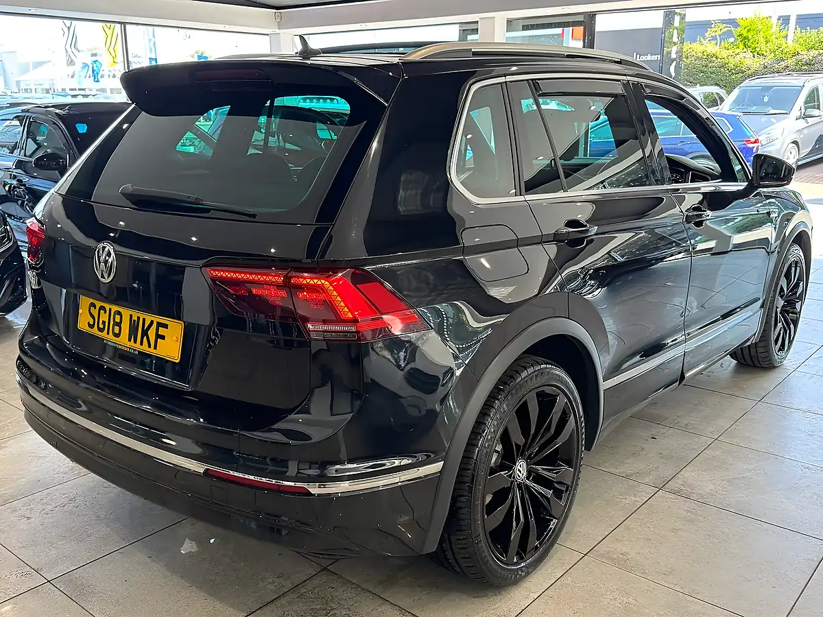 Used 2018 Volkswagen Tiguan R-Line Black - Interior and Exterior details 20