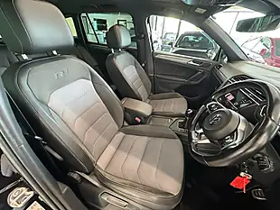 Used 2018 Volkswagen Tiguan R-Line Black - Interior and Exterior details 9