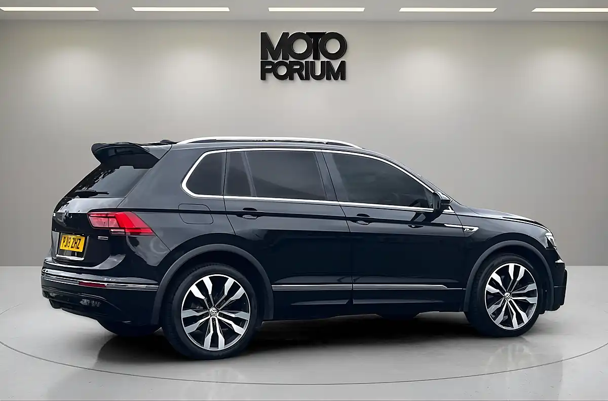 Used 2018 Volkswagen Tiguan R-Line Black - Interior and Exterior details 12
