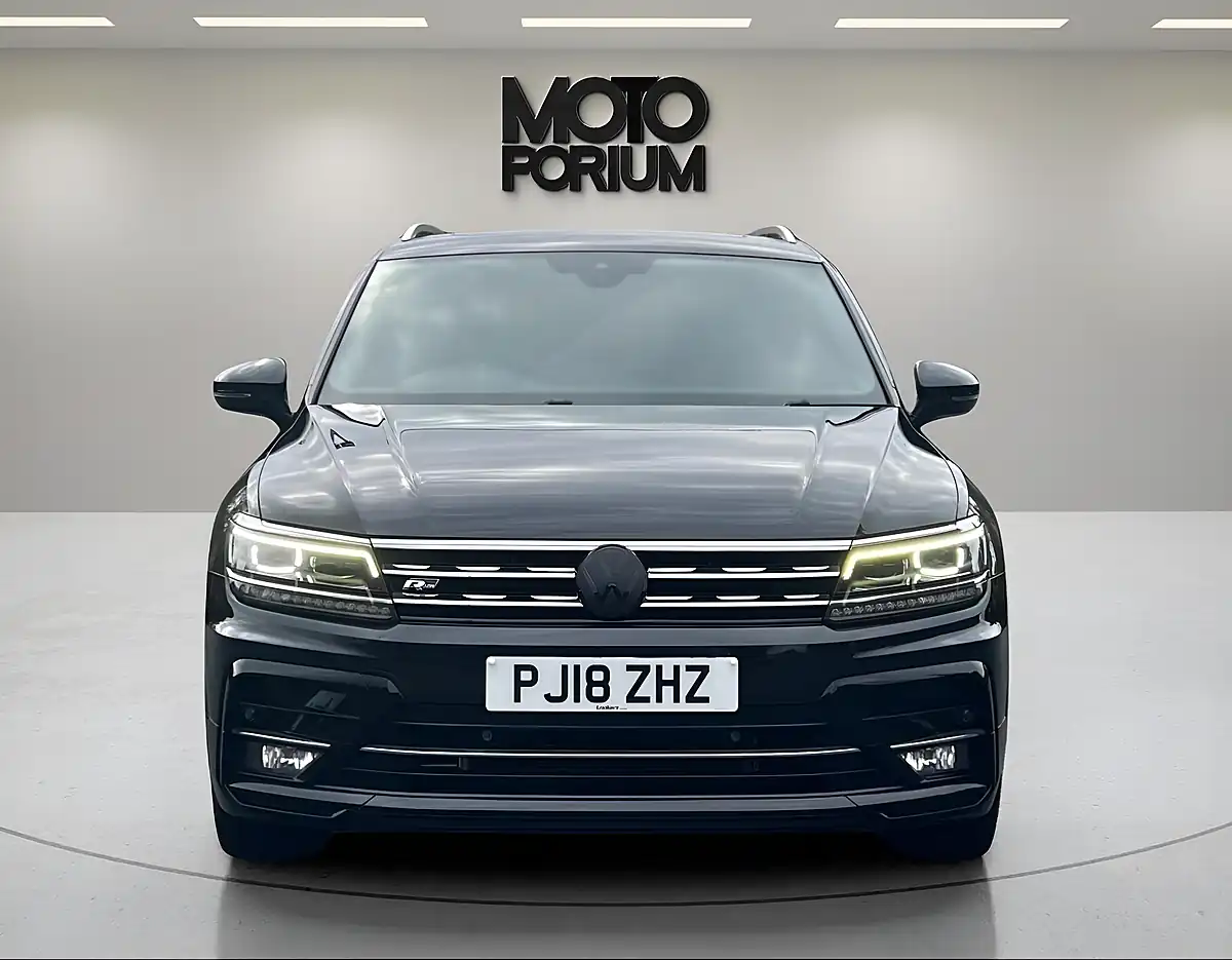 Used 2018 Volkswagen Tiguan R-Line Black - Interior and Exterior details 6