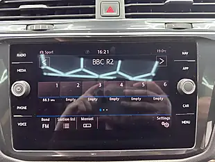Used 2018 Volkswagen Tiguan R-Line Deep Black - Interior and Exterior details 15