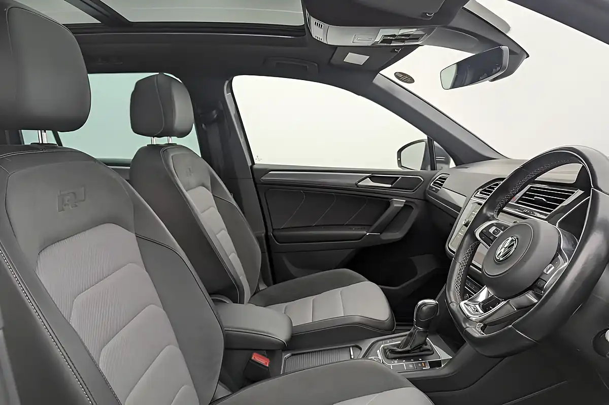 Used 2018 Volkswagen Tiguan R-Line Grey - Interior and Exterior details 12