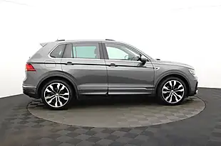 Used 2018 Volkswagen Tiguan R-Line Grey - Interior and Exterior details 2