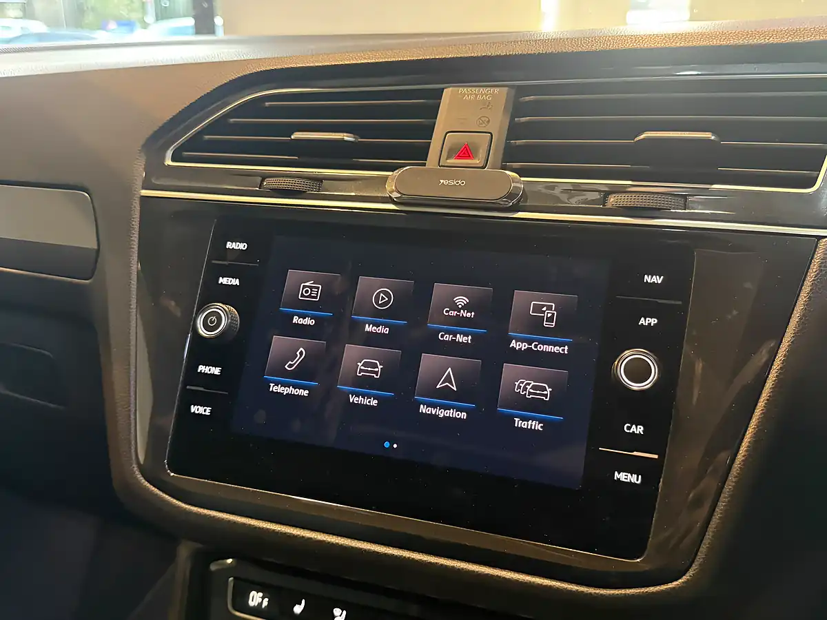 Used 2018 Volkswagen Tiguan R-Line Grey - Interior and Exterior details 20