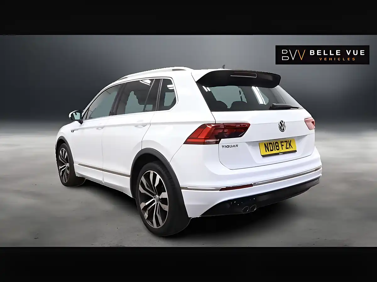 Used 2018 Volkswagen Tiguan R-Line Pure White - Interior and Exterior details 5