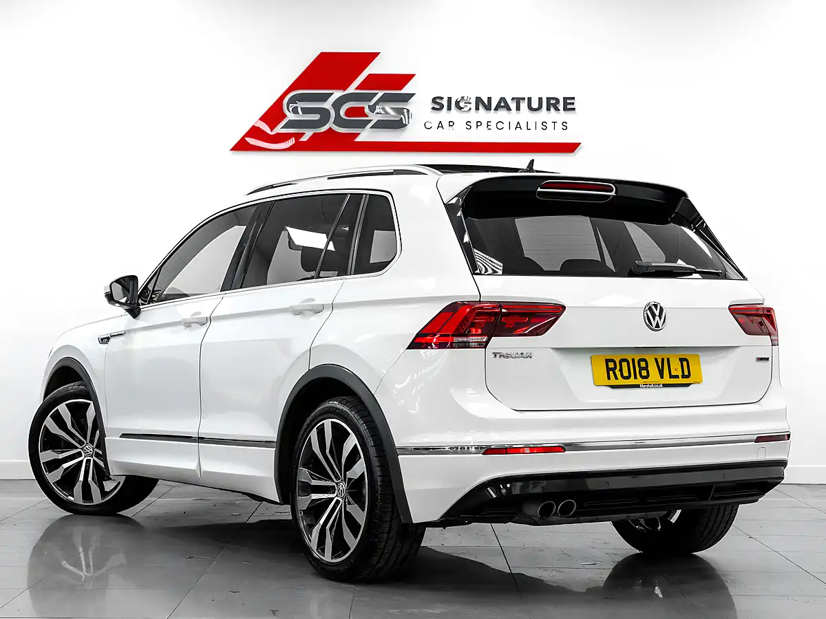 Used 2018 Volkswagen Tiguan R-Line Pure White - Interior and Exterior details 3