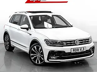 Used 2018 Volkswagen Tiguan R-Line Pure White - Interior and Exterior details 6