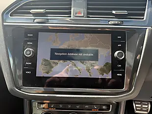 Used 2018 Volkswagen Tiguan R-Line Red - Interior and Exterior details 13