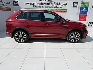 Used 2018 Volkswagen Tiguan R-Line Red - Interior and Exterior details 2