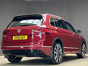 Used 2018 Volkswagen Tiguan R-Line Ruby Red - Interior and Exterior details 12